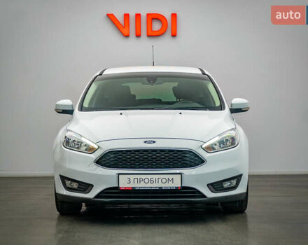 Белый Форд Фокус, объемом двигателя 1 л и пробегом 80 тыс. км за 10367 $, фото 4 на Automoto.ua