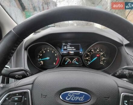 Белый Форд Фокус, объемом двигателя 2 л и пробегом 270 тыс. км за 8300 $, фото 1 на Automoto.ua