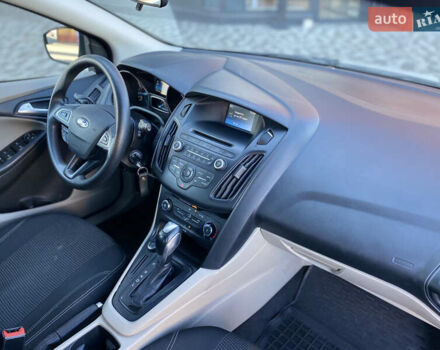 Белый Форд Фокус, объемом двигателя 2 л и пробегом 163 тыс. км за 8350 $, фото 10 на Automoto.ua