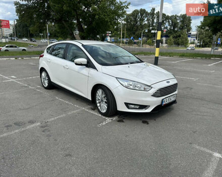 Форд Фокус 2015 в Киеве на Automoto.ua Белый Форд Фокус, объемом двигателя 2 л и пробегом 130 тыс. км за 11200 $, фото 1 на Automoto.ua