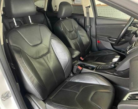 Білий Форд Фокус, об'ємом двигуна 2 л та пробігом 200 тис. км за 7690 $, фото 17 на Automoto.ua