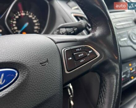 Белый Форд Фокус, объемом двигателя 1 л и пробегом 122 тыс. км за 9290 $, фото 17 на Automoto.ua