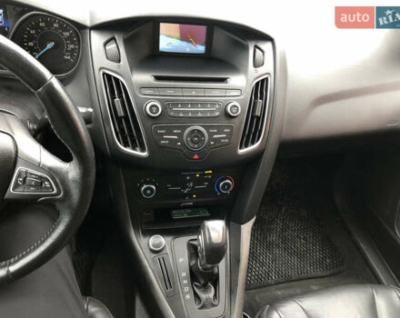 Білий Форд Фокус, об'ємом двигуна 2 л та пробігом 176 тис. км за 7800 $, фото 29 на Automoto.ua