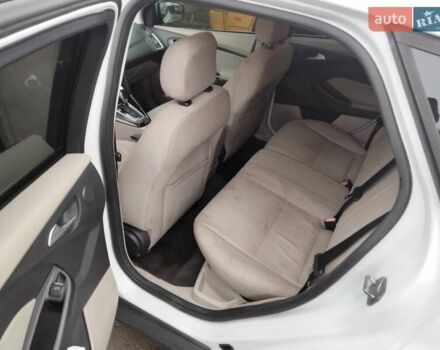 Белый Форд Фокус, объемом двигателя 0 л и пробегом 75 тыс. км за 6700 $, фото 3 на Automoto.ua