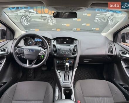 Белый Форд Фокус, объемом двигателя 2 л и пробегом 194 тыс. км за 7700 $, фото 12 на Automoto.ua