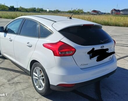 Білий Форд Фокус, об'ємом двигуна 2 л та пробігом 201 тис. км за 8000 $, фото 1 на Automoto.ua