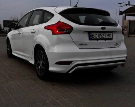 Белый Форд Фокус, объемом двигателя 2 л и пробегом 113 тыс. км за 7000 $, фото 5 на Automoto.ua