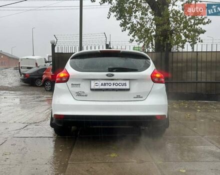 Белый Форд Фокус, объемом двигателя 2 л и пробегом 253 тыс. км за 7490 $, фото 5 на Automoto.ua