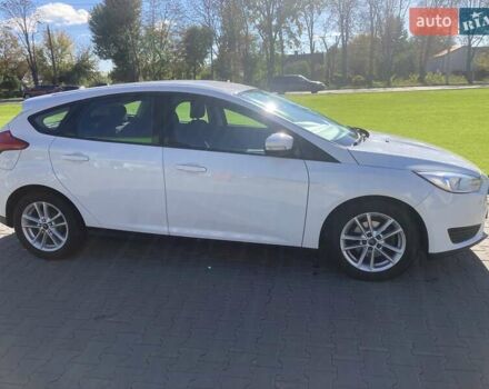 Белый Форд Фокус, объемом двигателя 2 л и пробегом 173 тыс. км за 8400 $, фото 2 на Automoto.ua