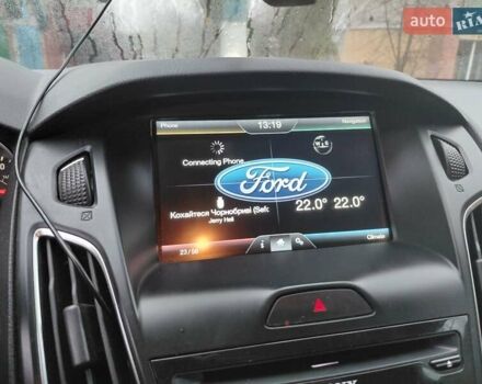 Белый Форд Фокус, объемом двигателя 2 л и пробегом 270 тыс. км за 8300 $, фото 4 на Automoto.ua