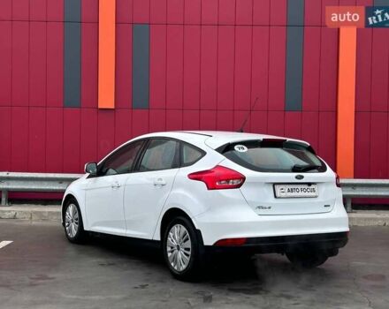 Белый Форд Фокус, объемом двигателя 1 л и пробегом 122 тыс. км за 9290 $, фото 4 на Automoto.ua