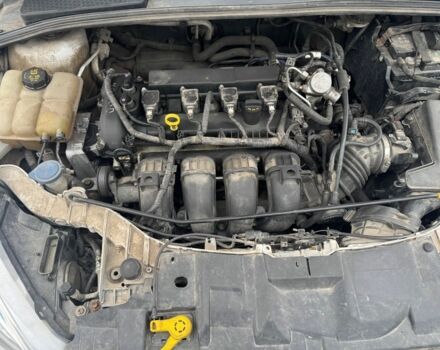 Белый Форд Фокус, объемом двигателя 2 л и пробегом 141 тыс. км за 7500 $, фото 13 на Automoto.ua