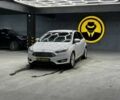 Білий Форд Фокус, об'ємом двигуна 2 л та пробігом 177 тис. км за 8700 $, фото 2 на Automoto.ua
