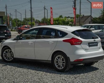 Белый Форд Фокус, объемом двигателя 1 л и пробегом 191 тыс. км за 8700 $, фото 6 на Automoto.ua