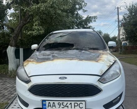 Білий Форд Фокус, об'ємом двигуна 1 л та пробігом 120 тис. км за 2000 $, фото 9 на Automoto.ua