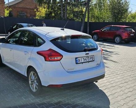 Белый Форд Фокус, объемом двигателя 2 л и пробегом 213 тыс. км за 8999 $, фото 3 на Automoto.ua