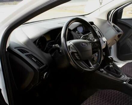 Белый Форд Фокус, объемом двигателя 1 л и пробегом 115 тыс. км за 9000 $, фото 22 на Automoto.ua