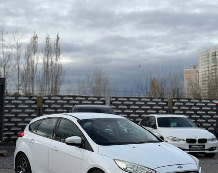 Форд Фокус 2016 в Киеве на Automoto.ua Белый Форд Фокус, объемом двигателя 2 л и пробегом 165 тыс. км за 6750 $, фото 2 на Automoto.ua