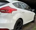 Белый Форд Фокус, объемом двигателя 2 л и пробегом 142 тыс. км за 9000 $, фото 4 на Automoto.ua