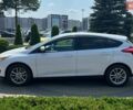 Белый Форд Фокус, объемом двигателя 2 л и пробегом 230 тыс. км за 7500 $, фото 3 на Automoto.ua