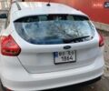 Белый Форд Фокус, объемом двигателя 2 л и пробегом 237 тыс. км за 7000 $, фото 2 на Automoto.ua