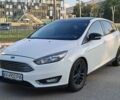 Білий Форд Фокус, об'ємом двигуна 2 л та пробігом 200 тис. км за 6828 $, фото 1 на Automoto.ua
