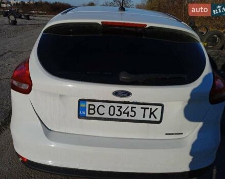 Белый Форд Фокус, объемом двигателя 2 л и пробегом 223 тыс. км за 7100 $, фото 4 на Automoto.ua