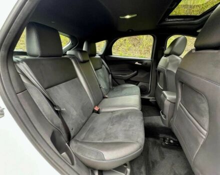 Белый Форд Фокус, объемом двигателя 2.3 л и пробегом 80 тыс. км за 9100 $, фото 12 на Automoto.ua