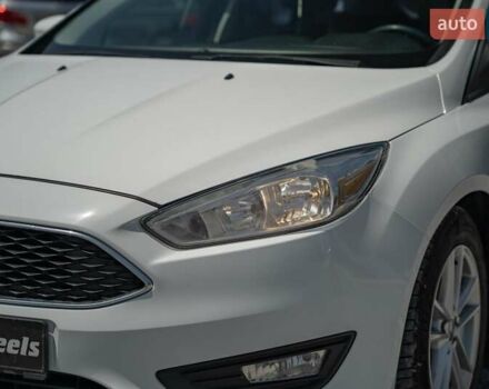 Белый Форд Фокус, объемом двигателя 1 л и пробегом 191 тыс. км за 8700 $, фото 12 на Automoto.ua