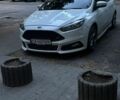 Білий Форд Фокус, об'ємом двигуна 2 л та пробігом 170 тис. км за 9300 $, фото 1 на Automoto.ua