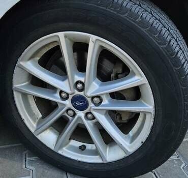 Белый Форд Фокус, объемом двигателя 2 л и пробегом 213 тыс. км за 8999 $, фото 9 на Automoto.ua