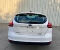 Белый Форд Фокус, объемом двигателя 2 л и пробегом 76 тыс. км за 1750 $, фото 6 на Automoto.ua