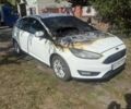 Білий Форд Фокус, об'ємом двигуна 1 л та пробігом 120 тис. км за 2000 $, фото 2 на Automoto.ua