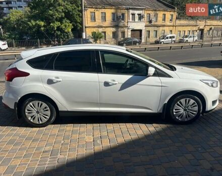 Белый Форд Фокус, объемом двигателя 1.6 л и пробегом 33 тыс. км за 10500 $, фото 13 на Automoto.ua