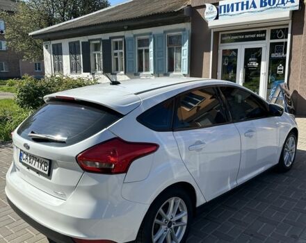 Білий Форд Фокус, об'ємом двигуна 2 л та пробігом 233 тис. км за 6000 $, фото 1 на Automoto.ua