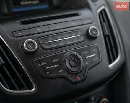 Белый Форд Фокус, объемом двигателя 1 л и пробегом 191 тыс. км за 8700 $, фото 23 на Automoto.ua