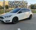 Білий Форд Фокус, об'ємом двигуна 2 л та пробігом 200 тис. км за 6828 $, фото 1 на Automoto.ua