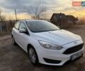 Белый Форд Фокус, объемом двигателя 1 л и пробегом 150 тыс. км за 5900 $, фото 4 на Automoto.ua