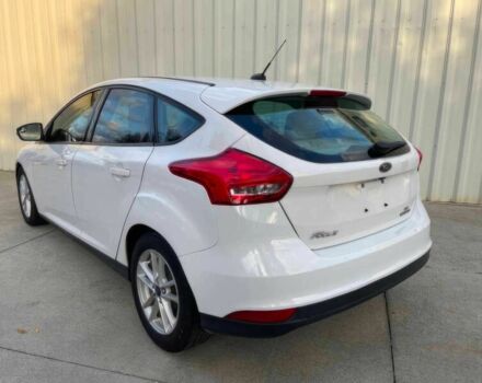 Белый Форд Фокус, объемом двигателя 2 л и пробегом 76 тыс. км за 1750 $, фото 7 на Automoto.ua