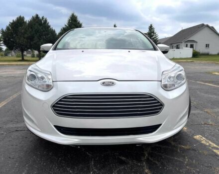 Белый Форд Фокус, объемом двигателя 0 л и пробегом 73 тыс. км за 5900 $, фото 1 на Automoto.ua