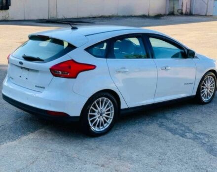 Белый Форд Фокус, объемом двигателя 0 л и пробегом 80 тыс. км за 7900 $, фото 4 на Automoto.ua