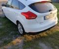 Білий Форд Фокус, об'ємом двигуна 1 л та пробігом 180 тис. км за 7500 $, фото 3 на Automoto.ua