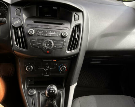 Белый Форд Фокус, объемом двигателя 2 л и пробегом 171 тыс. км за 7789 $, фото 23 на Automoto.ua