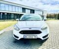 Білий Форд Фокус, об'ємом двигуна 2 л та пробігом 220 тис. км за 8000 $, фото 4 на Automoto.ua