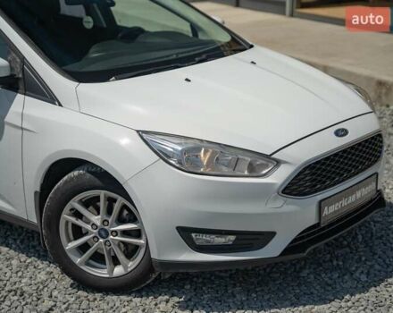 Белый Форд Фокус, объемом двигателя 1 л и пробегом 191 тыс. км за 8700 $, фото 11 на Automoto.ua