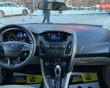 Білий Форд Фокус, об'ємом двигуна 2 л та пробігом 224 тис. км за 9200 $, фото 11 на Automoto.ua