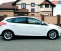 Білий Форд Фокус, об'ємом двигуна 2 л та пробігом 161 тис. км за 7469 $, фото 2 на Automoto.ua