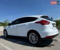 Белый Форд Фокус, объемом двигателя 1 л и пробегом 105 тыс. км за 8500 $, фото 12 на Automoto.ua