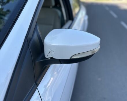 Білий Форд Фокус, об'ємом двигуна 2 л та пробігом 233 тис. км за 6000 $, фото 9 на Automoto.ua