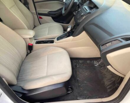 Белый Форд Фокус, объемом двигателя 2 л и пробегом 76 тыс. км за 1750 $, фото 9 на Automoto.ua